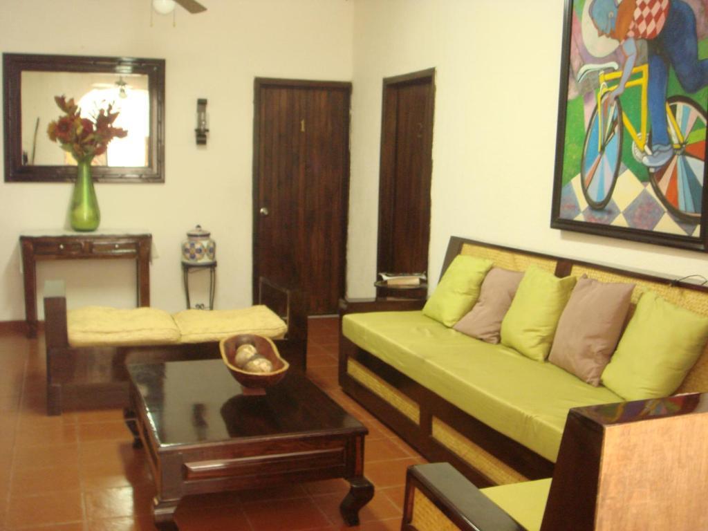 HOTEL POSADA AGUILA REAL PALENQUE 2* (Mexico) - from £ 29 | HOTELMIX